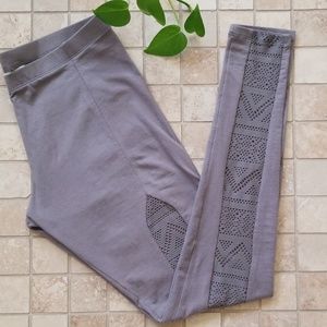 Victoria's Secret pattern leggings